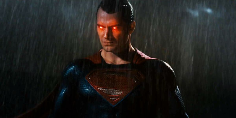 Illustration for article titled Everything You Ever Wanted To Know About the Failed 2004 Batman Vs. Superman Movie